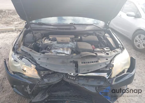 2015 Toyota Camry Se z USA, uszkodzony, nr VIN 4T1BF1FK3FU036395